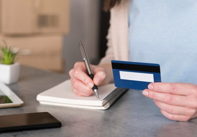 Vadeli hesap açmak için bankaya gitmeye gerek var mı