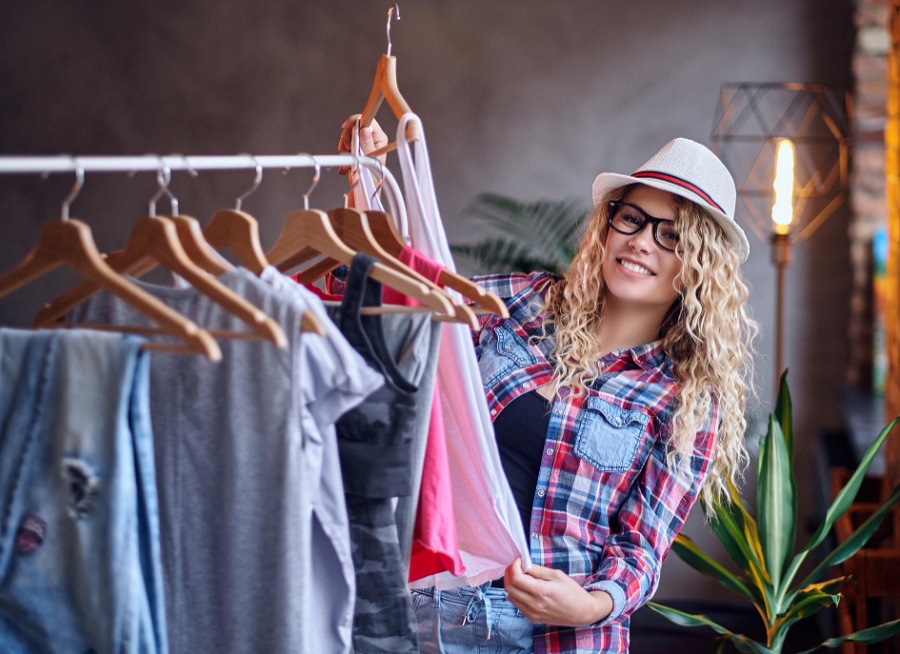 Varlıklı gözükmek için günlük giyim önerileri nelerdir